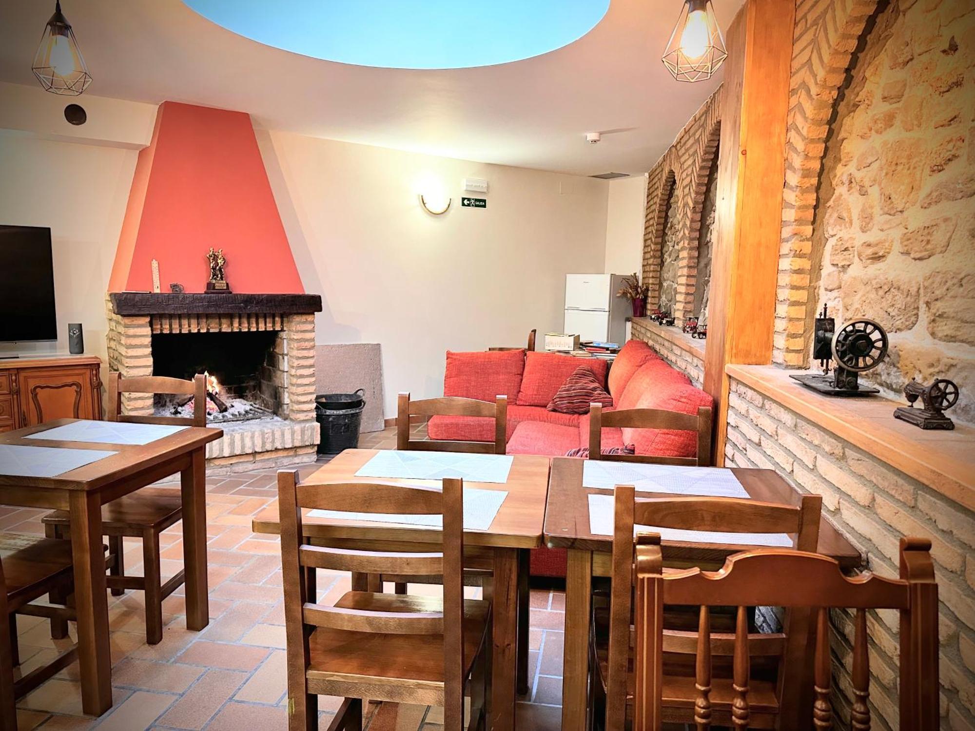 Hostal Rural 18 De Abril Olite Exteriér fotografie