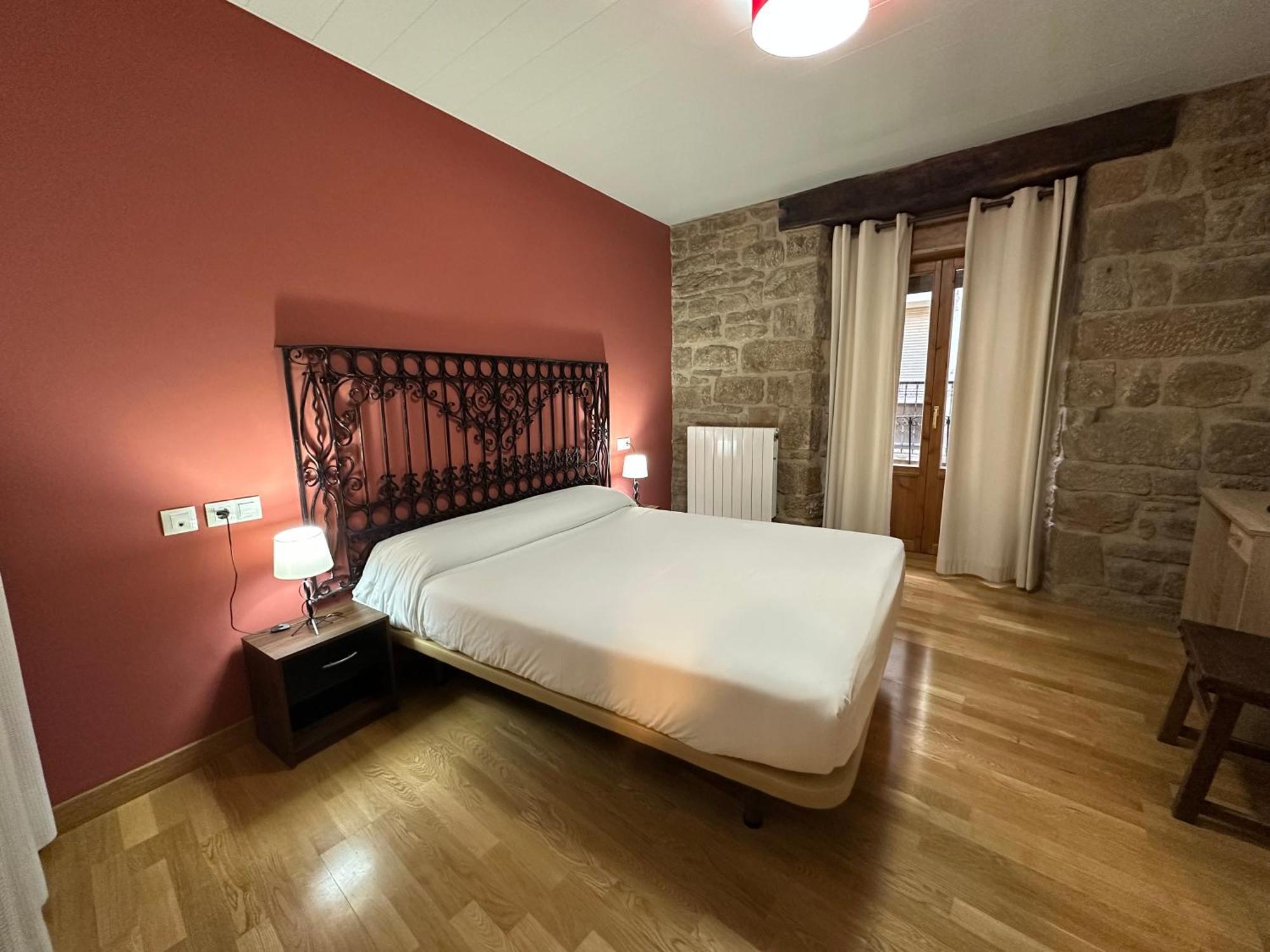 Hostal Rural 18 De Abril Olite Exteriér fotografie